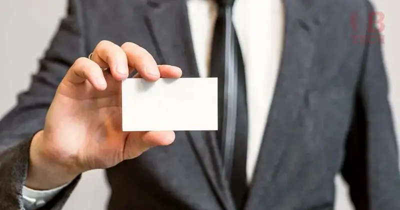 7 Business Card Trends to Keep in Mind in 2024
