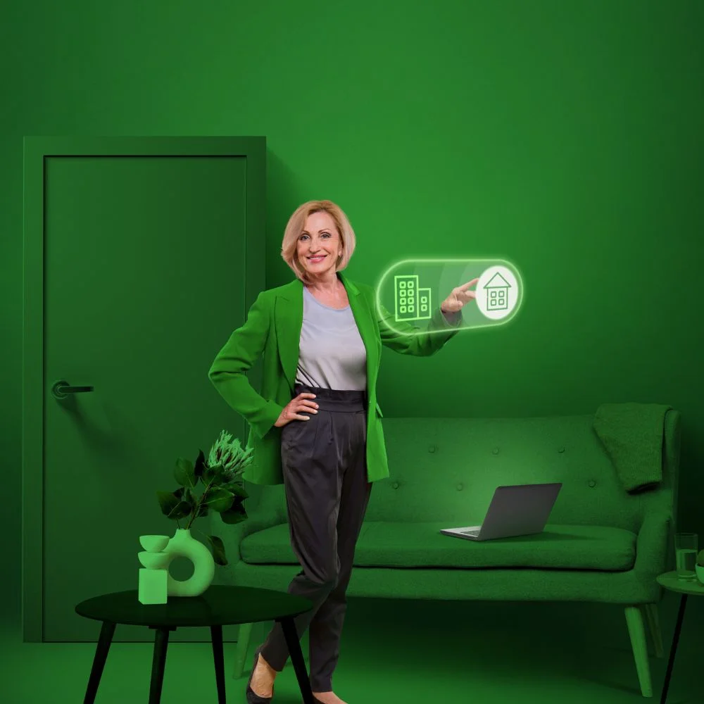 person choosing where they work from hybrid working model